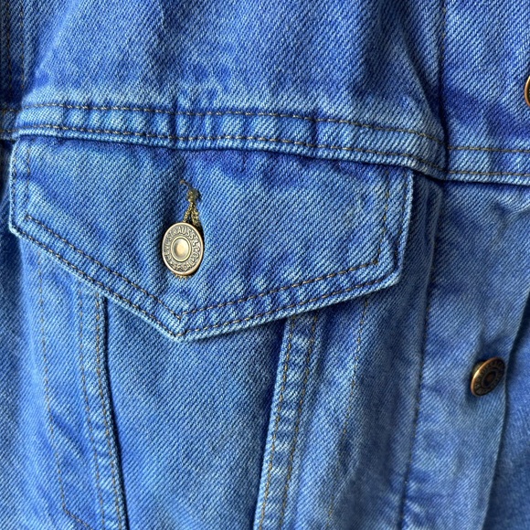 Vintage Levi’s Ultra Blue Denim Jacket - Picture 3 of 5